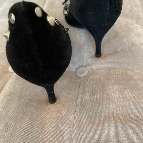 Vintage Dolce & Gabbana suede heels - Picture 5 of 7